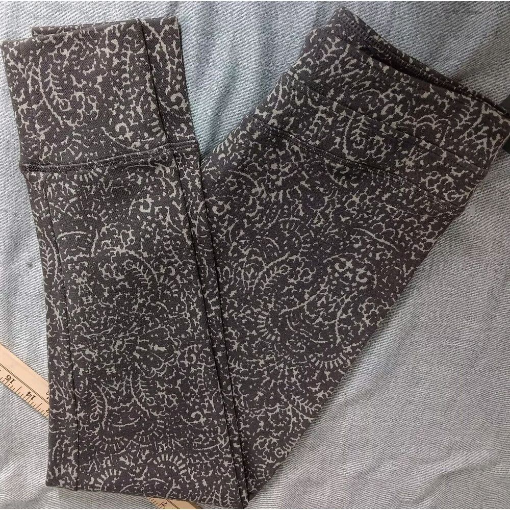 Eddie Bauer Women's Trail Tight Legging Pants, Red, Size L Large NEW AA9‎